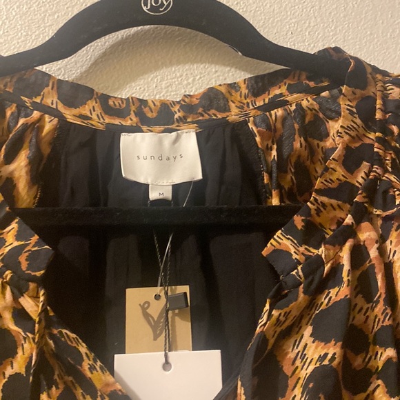 Sundays Women size Medium Wild Animal (leopard)Patterned Dress - Picture 8 of 16